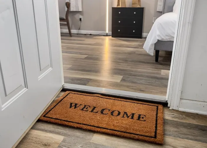 Stylish With Modern Touches * Peoria
